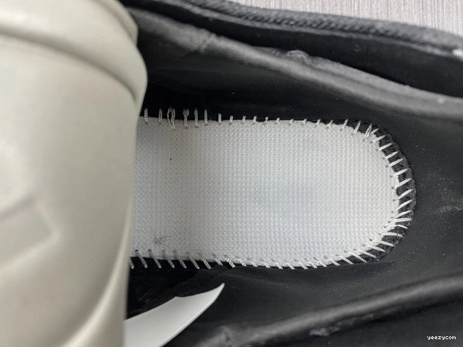 H68032 400 ADIDAS YEEZY 0827